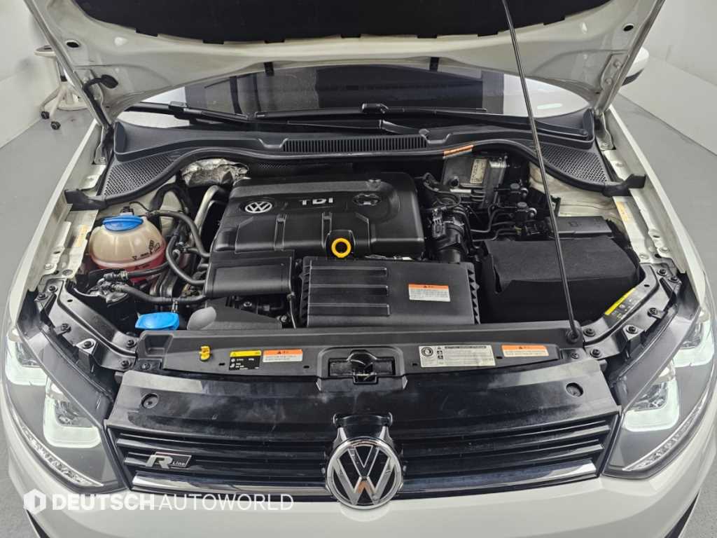 Volkswagen Polo — photo 06