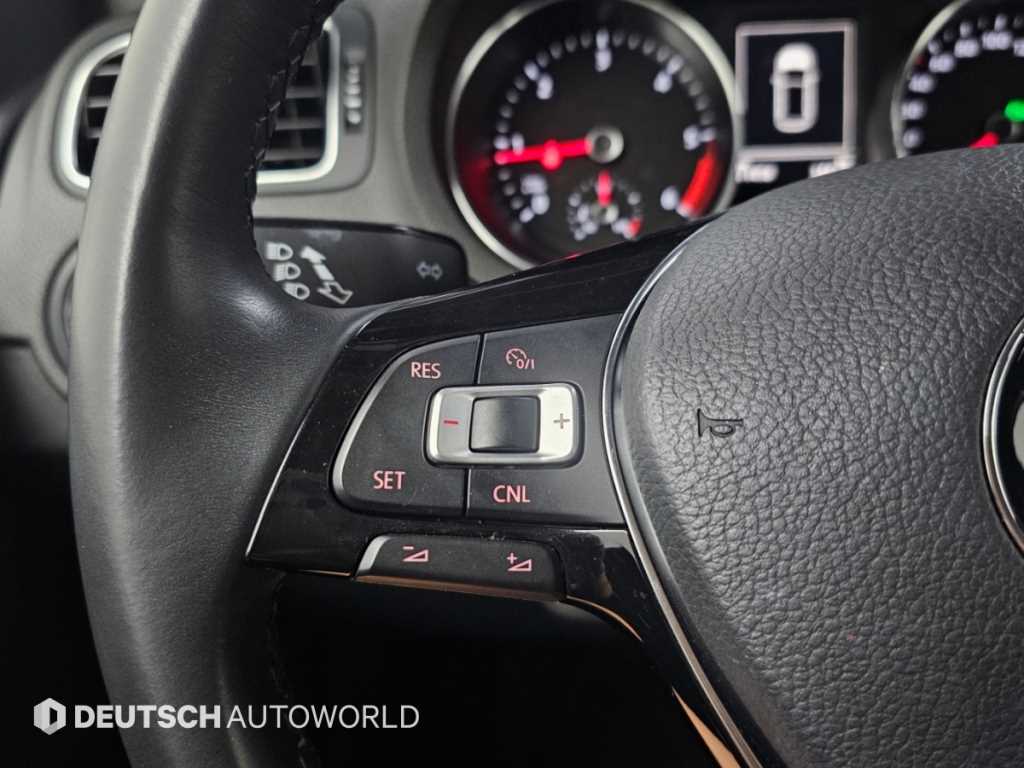 Volkswagen Polo — photo 17