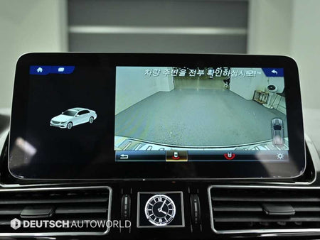 Mercedes-Benz GLE-Class — photo 15