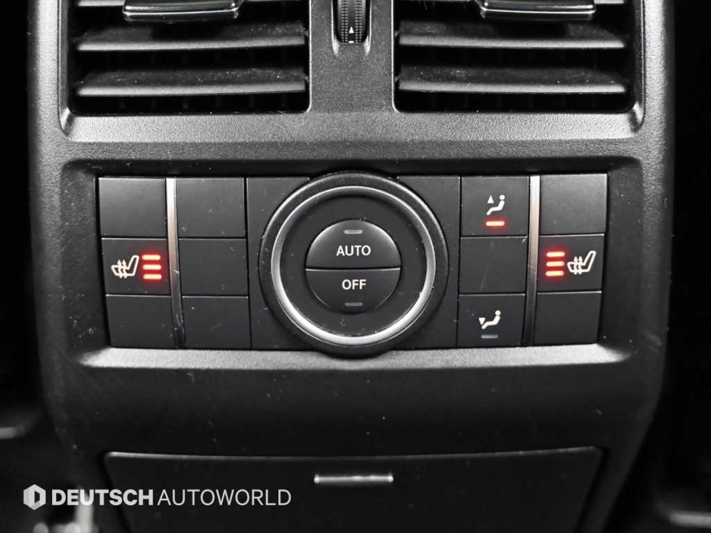 Mercedes-Benz GLE-Class — photo 16
