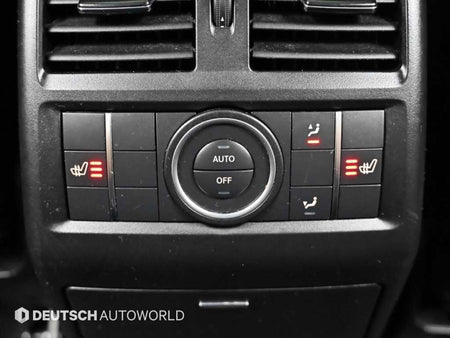 Mercedes-Benz GLE-Class — photo 16