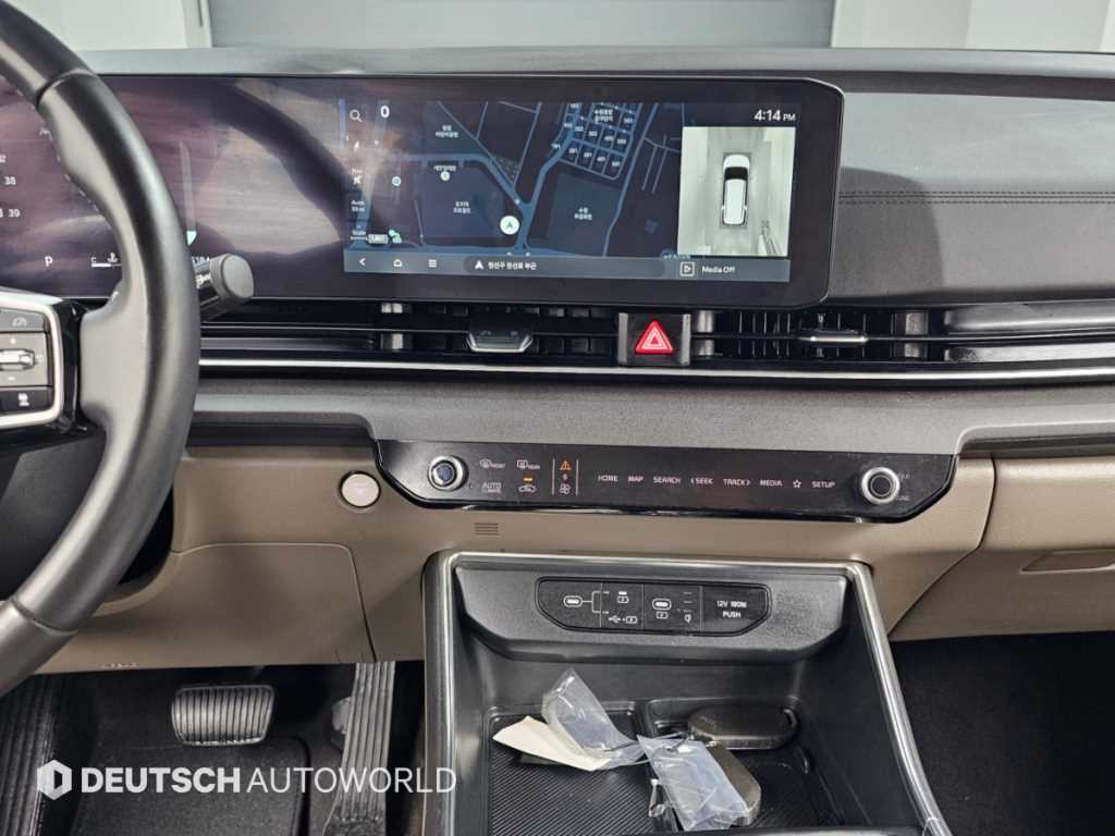 Kia Carnival — photo 14