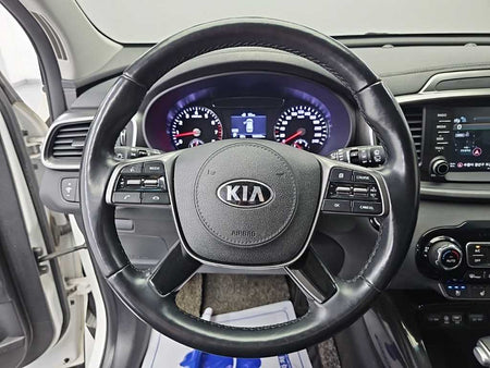 Kia Sorento — photo 09