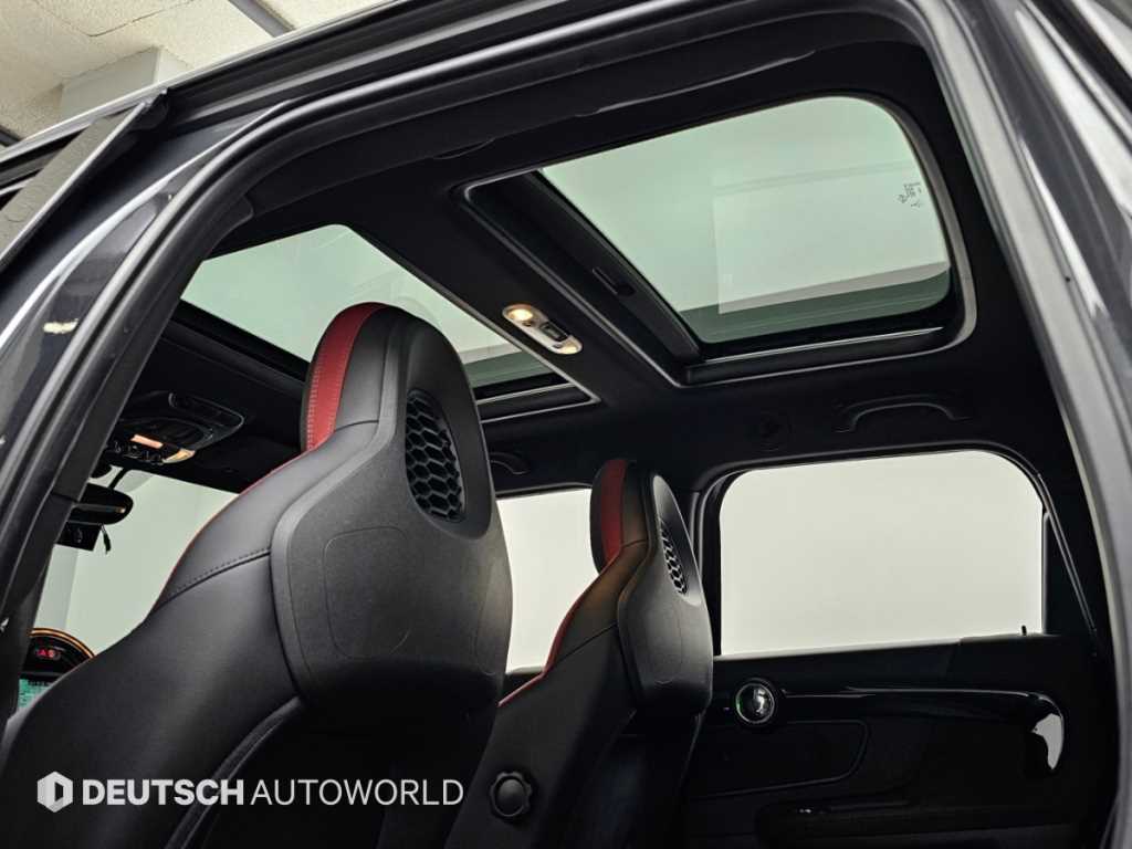 Mini Countryman — photo 18