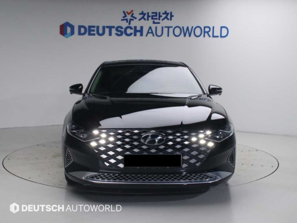 Hyundai Grandeur — photo 02