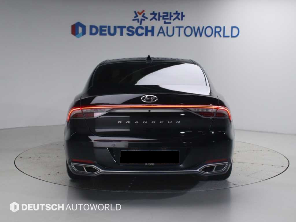 Hyundai Grandeur — photo 05