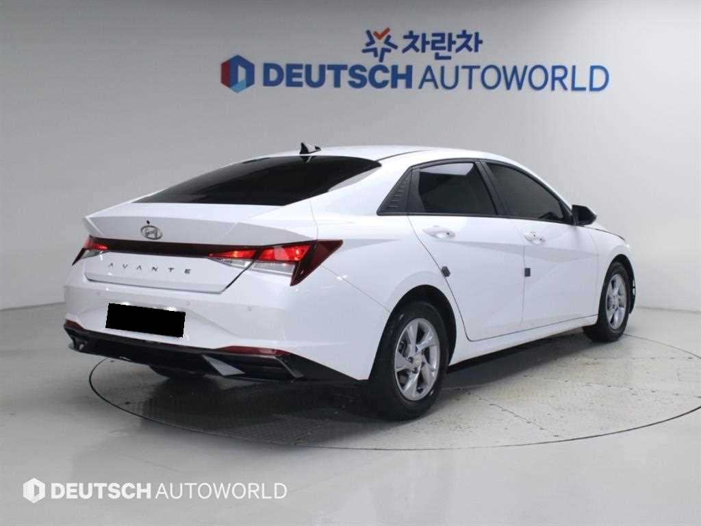 Hyundai Avante — photo 04