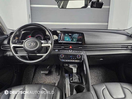 Hyundai Avante — photo 06