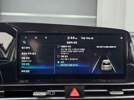 Hyundai Avante — photo 08