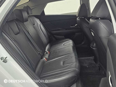 Hyundai Avante — photo 18