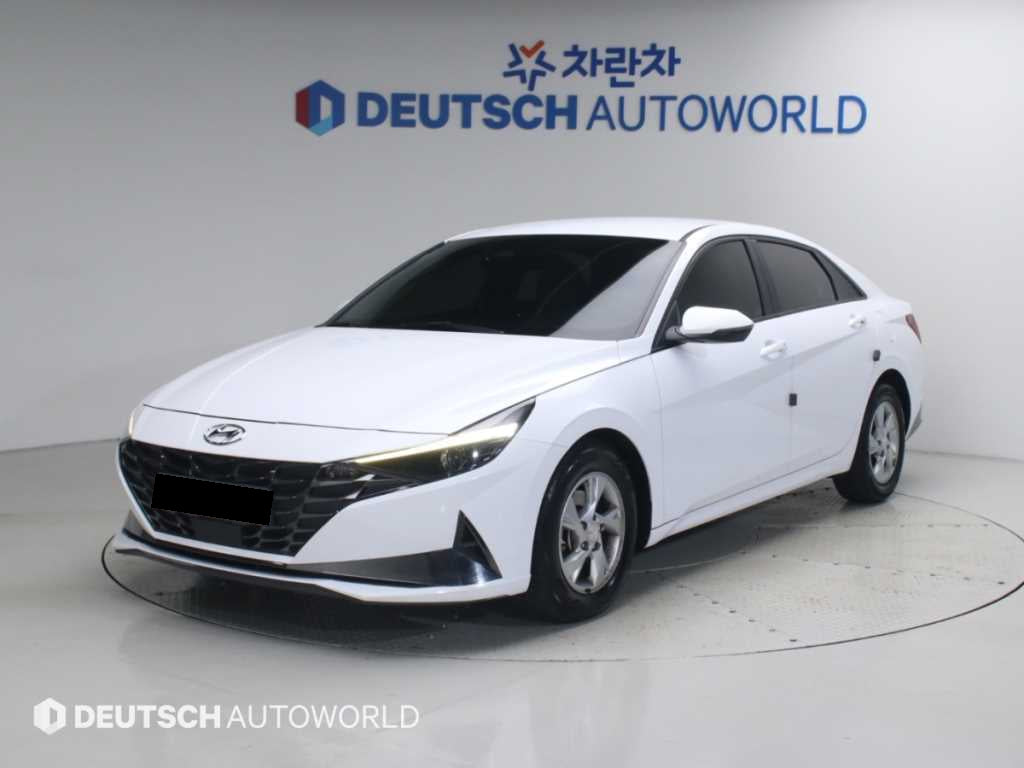 Hyundai Avante — photo 03