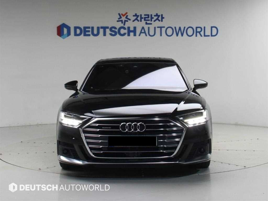 Audi A8 — photo 04