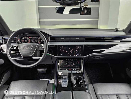 Audi A8 — photo 08