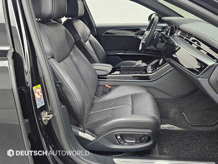 Audi A8 — photo 11