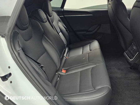 Tesla Model S — photo 12