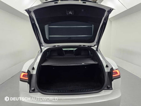 Tesla Model S — photo 19