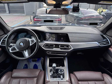 BMW X5 — photo 07