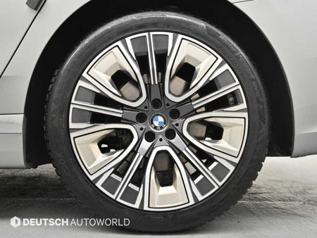 BMW 7-Series — photo 05