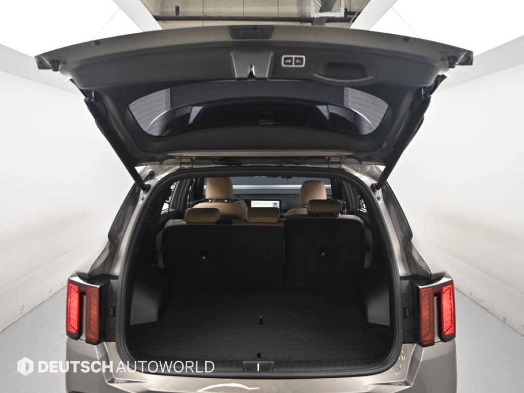Kia Sorento — photo 19