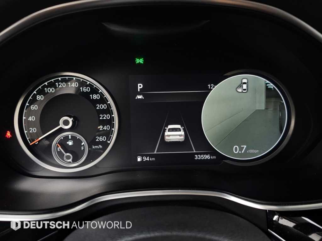 Genesis G80 — photo 08