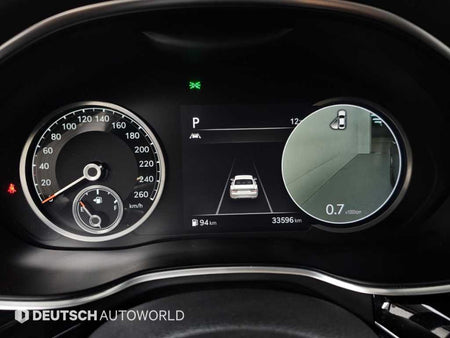 Genesis G80 — photo 08