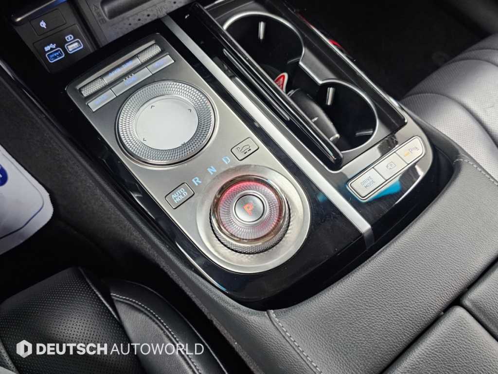 Genesis G80 — photo 09