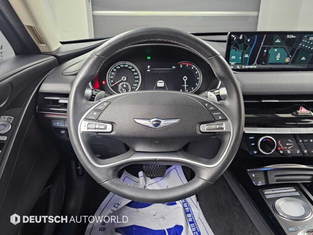 Genesis G80 — photo 13