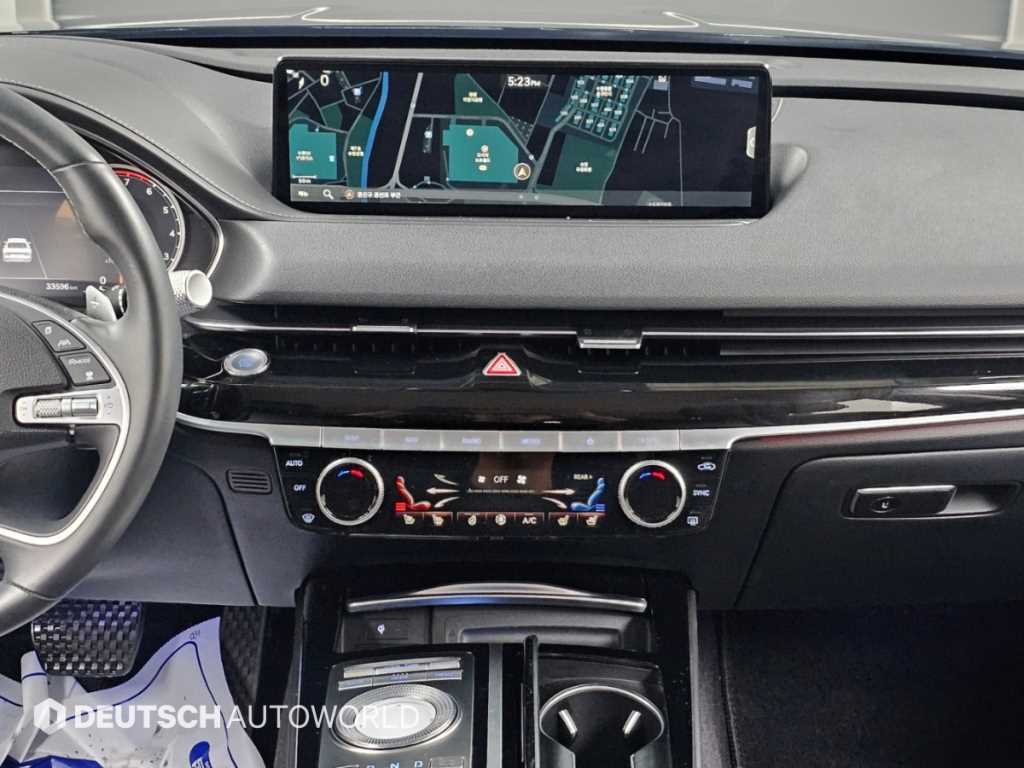 Genesis G80 — photo 14