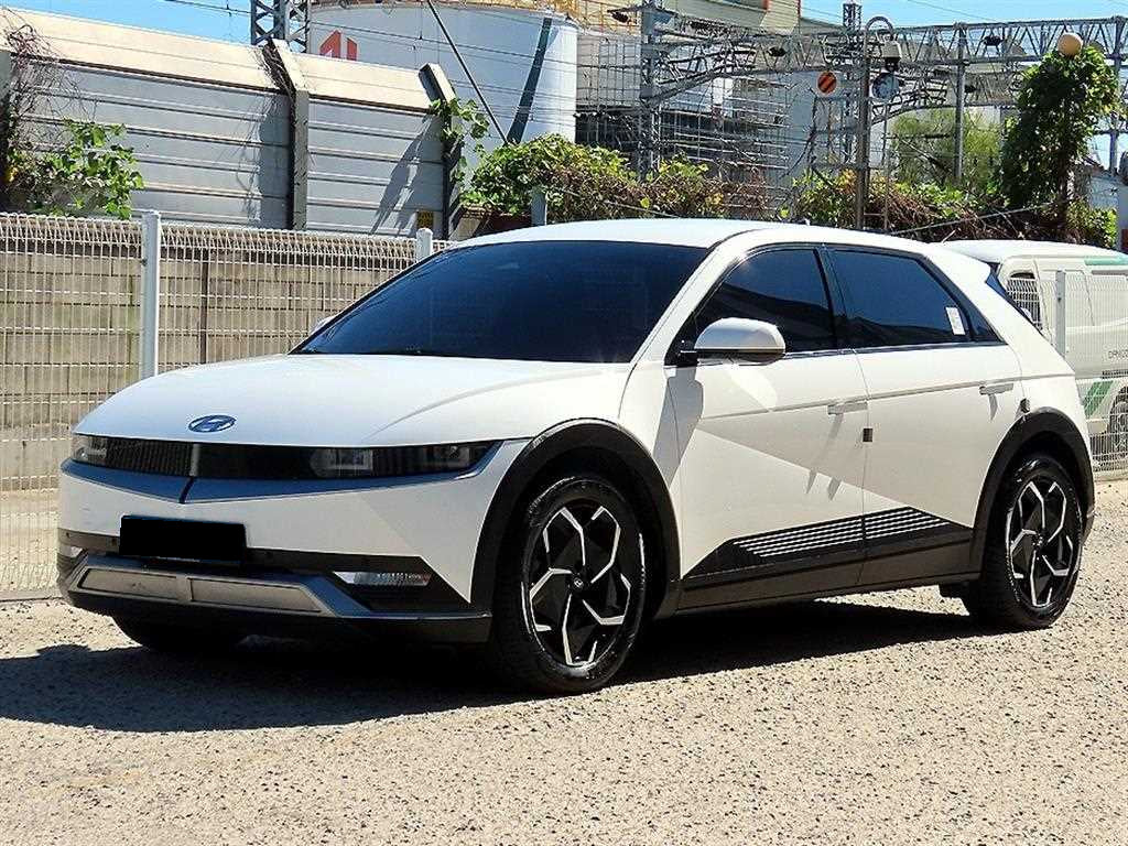 Hyundai Ioniq5 — photo 02