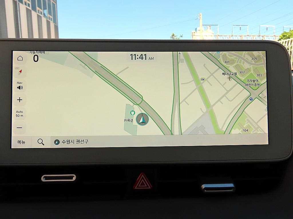 Hyundai Ioniq5 — photo 12