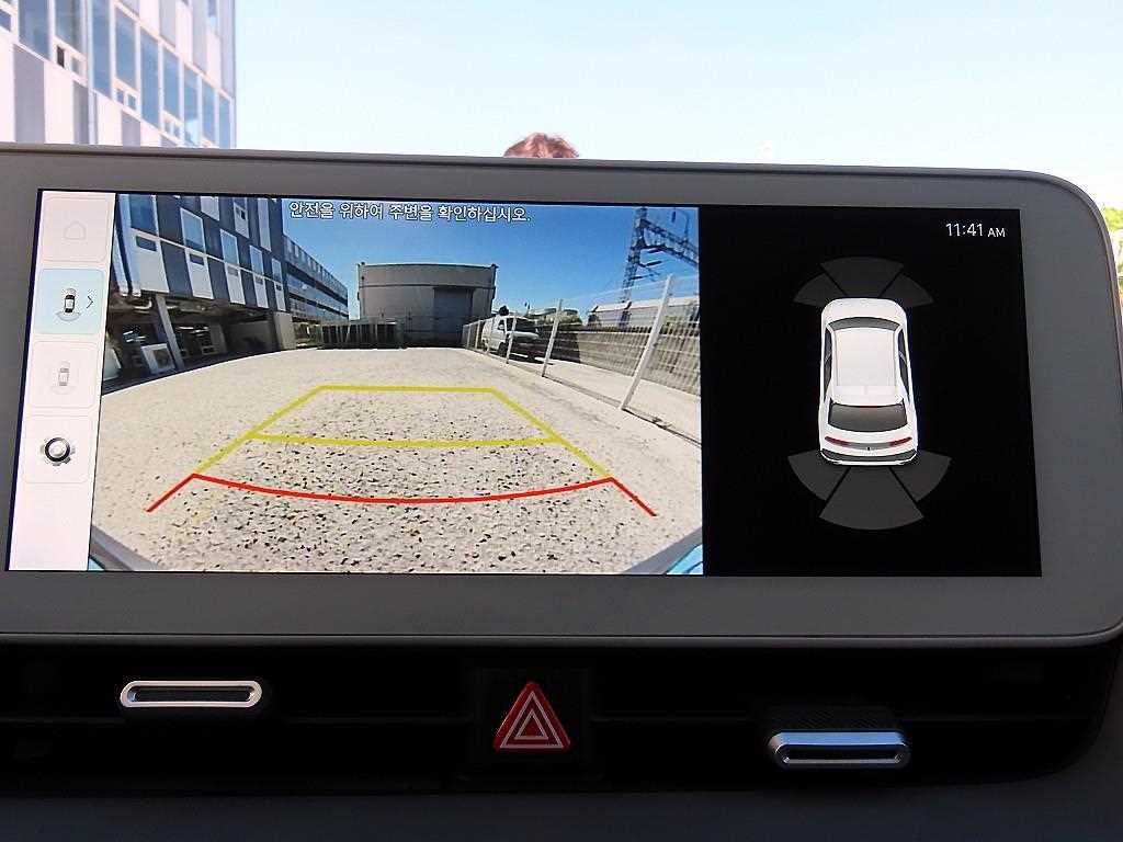 Hyundai Ioniq5 — photo 13