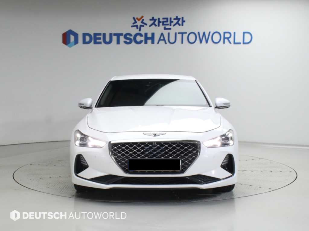 Genesis G70 — photo 03