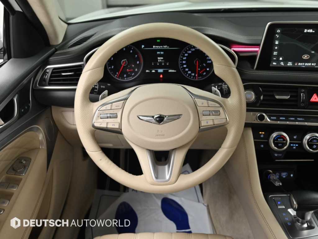 Genesis G70 — photo 13