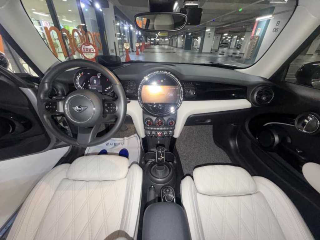 Mini Cooper — photo 06