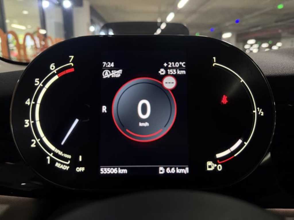Mini Cooper — photo 10