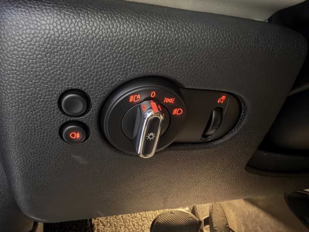 Mini Cooper — photo 12