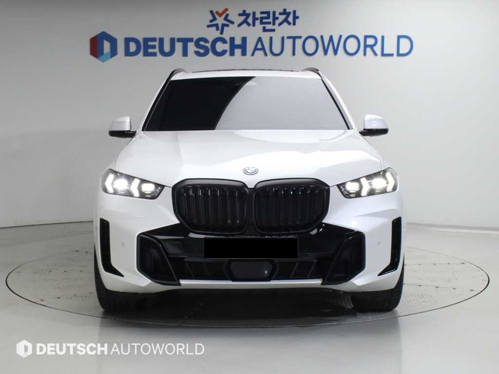 BMW X5 — photo 03