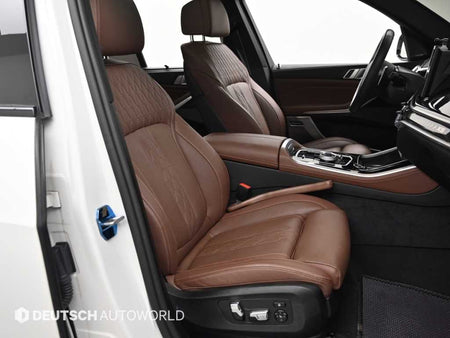 BMW X5 — photo 10