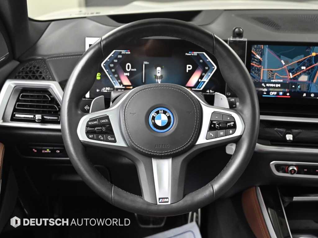 BMW X5 — photo 13