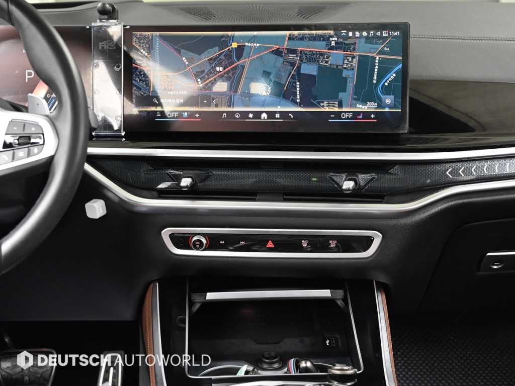 BMW X5 — photo 14