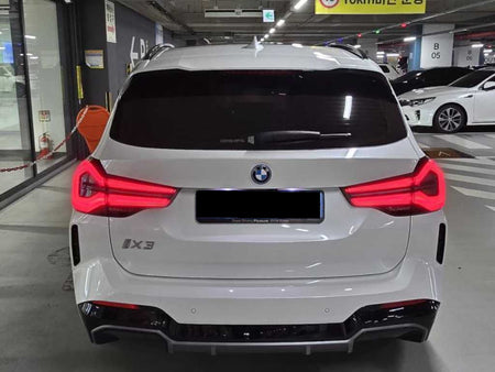BMW iX3 — photo 05