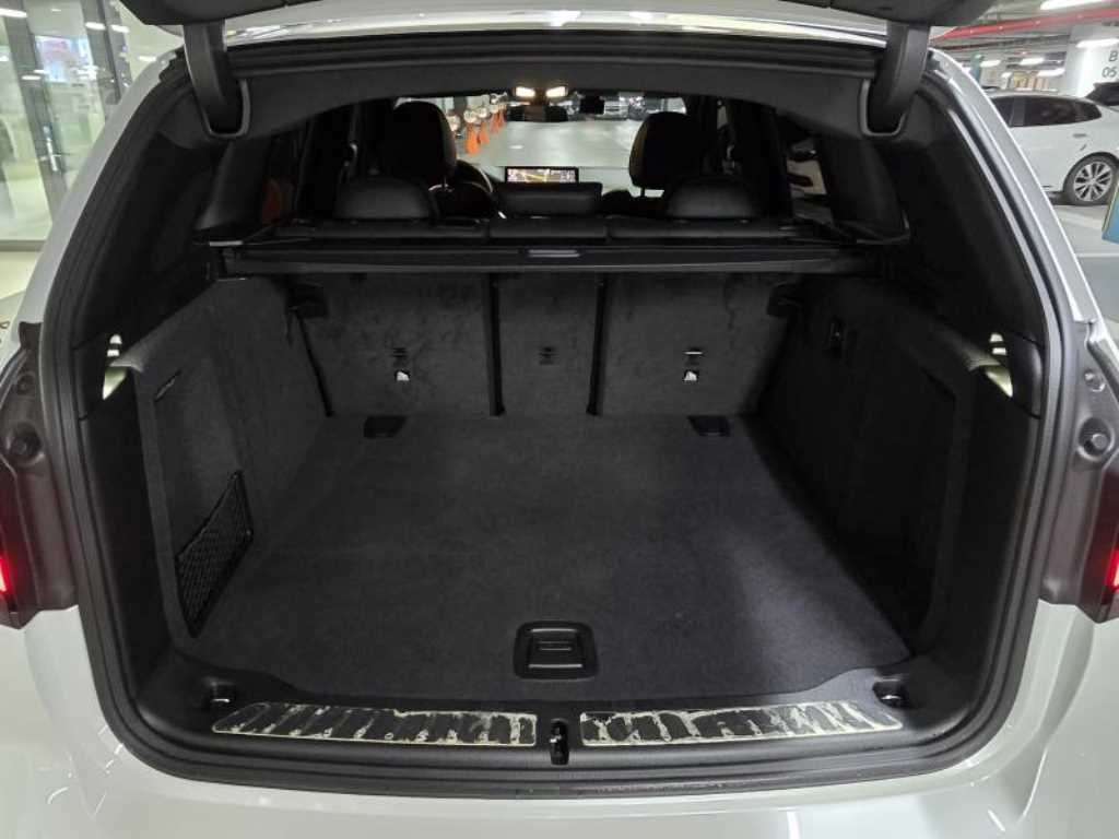 BMW iX3 — photo 17