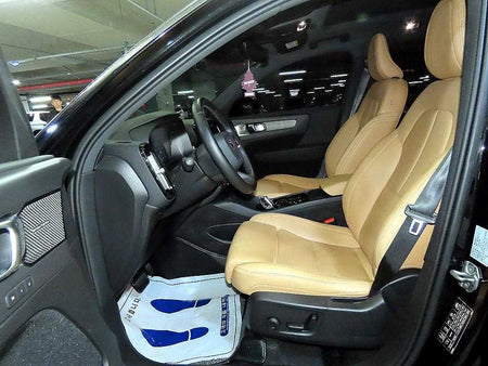 Volvo XC40 — photo 06