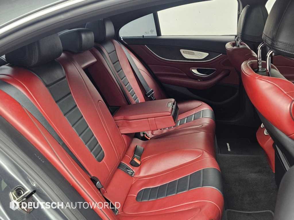 Mercedes-Benz CLS-Class — photo 12