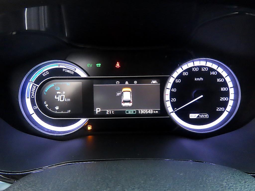 Kia Niro — photo 09