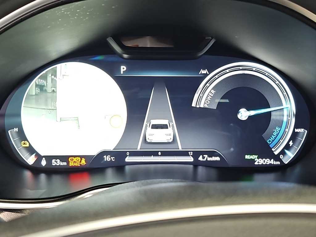 Genesis G80 — photo 06