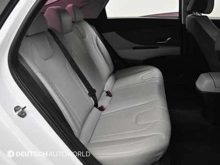Hyundai Avante — photo 12