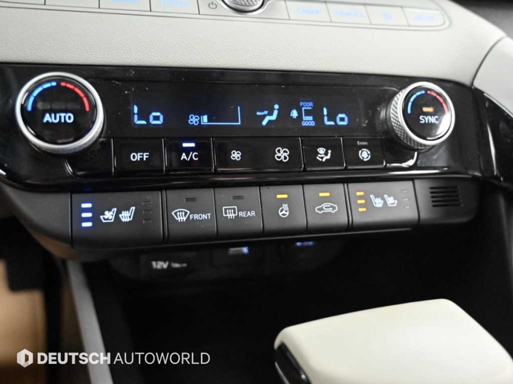 Hyundai Avante — photo 17