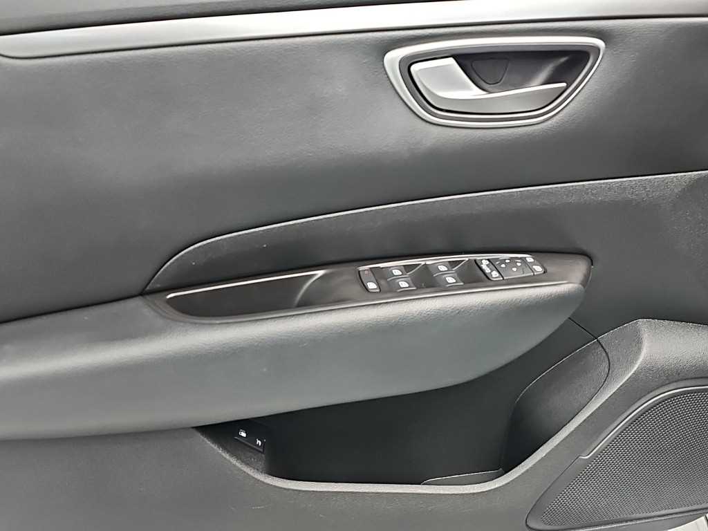 RENAULT SM6 — photo 15
