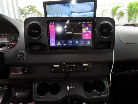 Mercedes-Benz Sprinter — photo 11